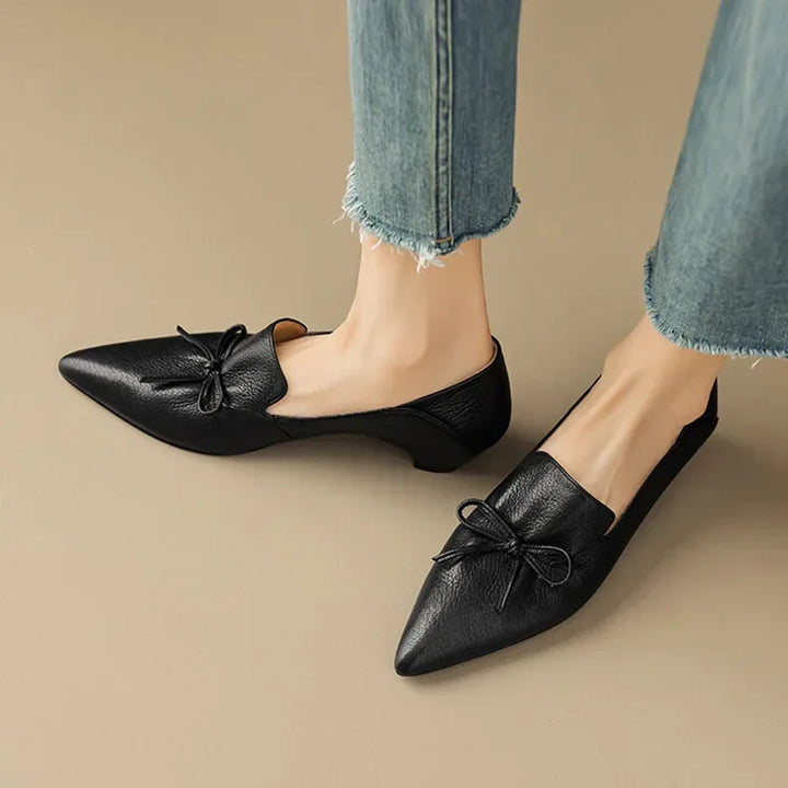 Pointed Toe Lace Retro Loafers