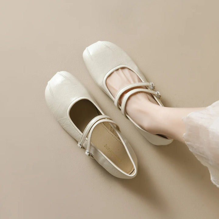Round toe design Mary Janes Shoes
