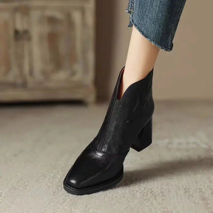 Zipper Close Boots