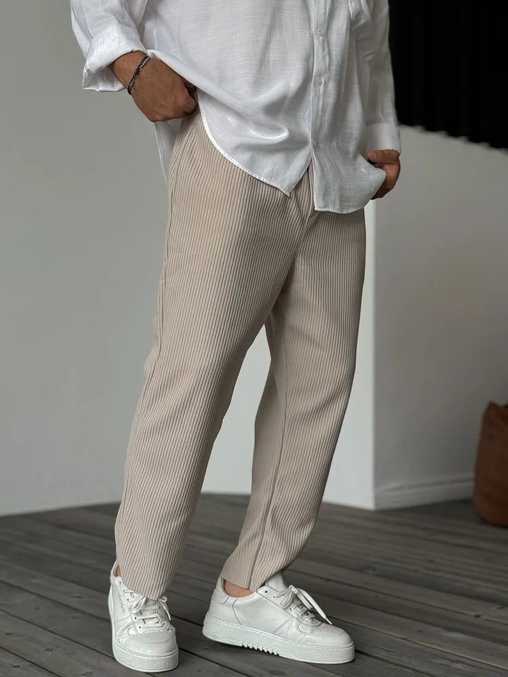 Relaxed Trousers