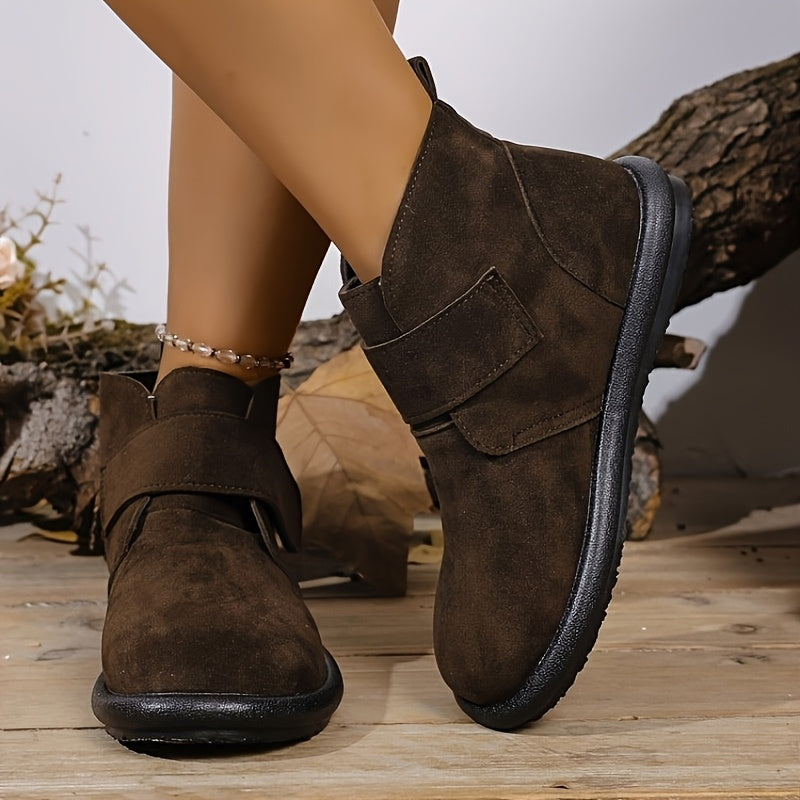 Round Toe Flat Boots