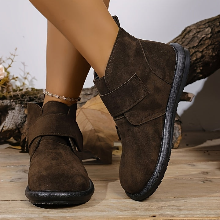 Round Toe Flat Boots