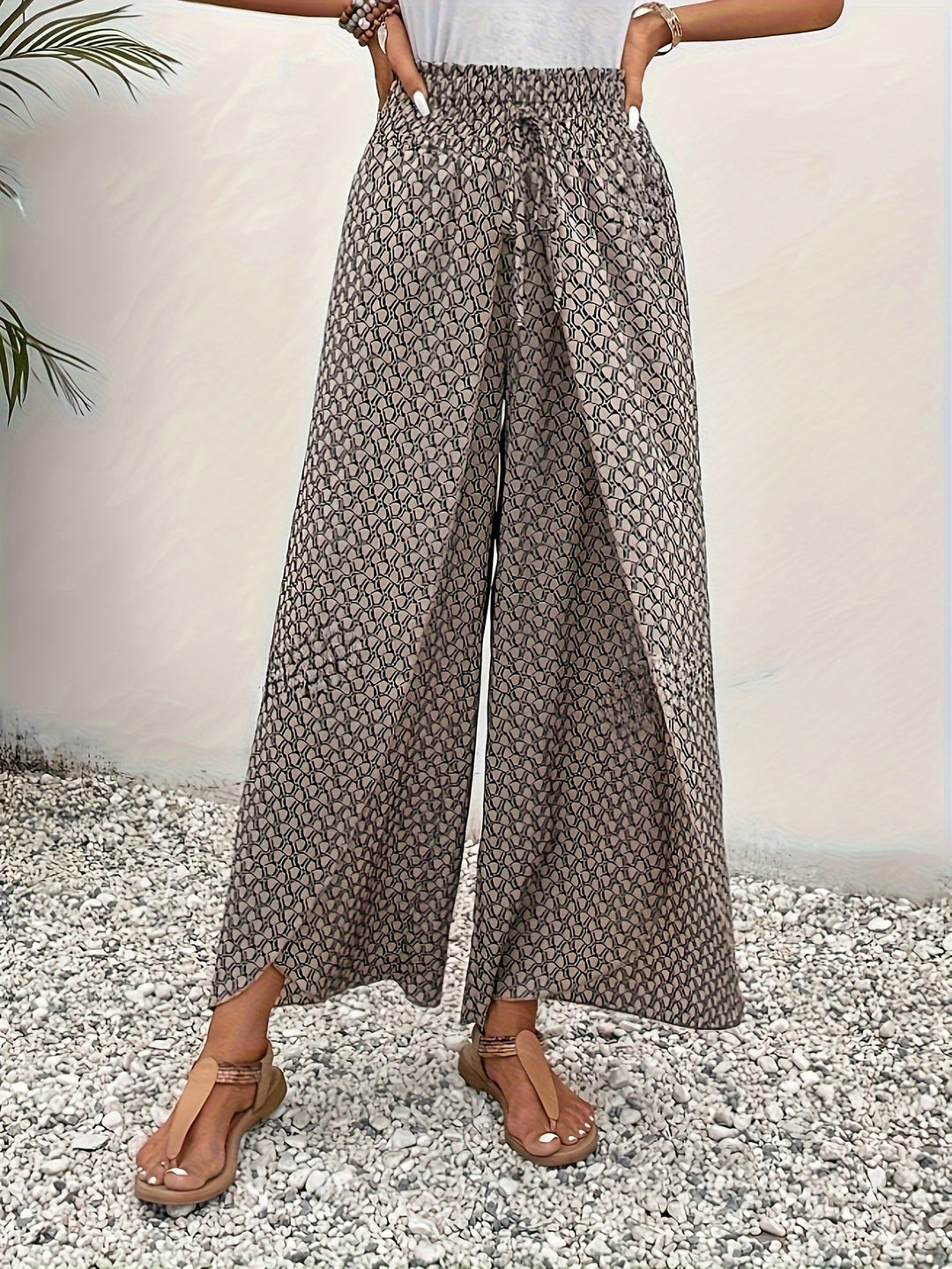 Geometric Printed Wide Leg Pants