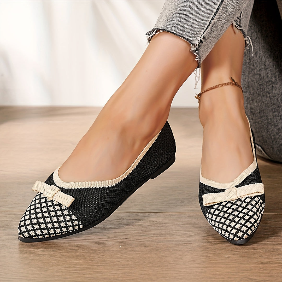 Elegant Pointed Toe Mary Jane Shoes with Bow Detail