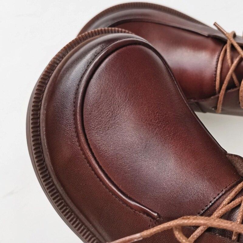 Wide Toe Box Lace up Boots