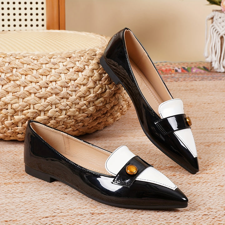 Pointed Toe Buckle Loafers