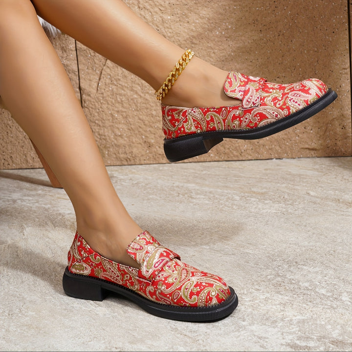 Women's Vibrant Paisley Pattern Slip-On Loafers