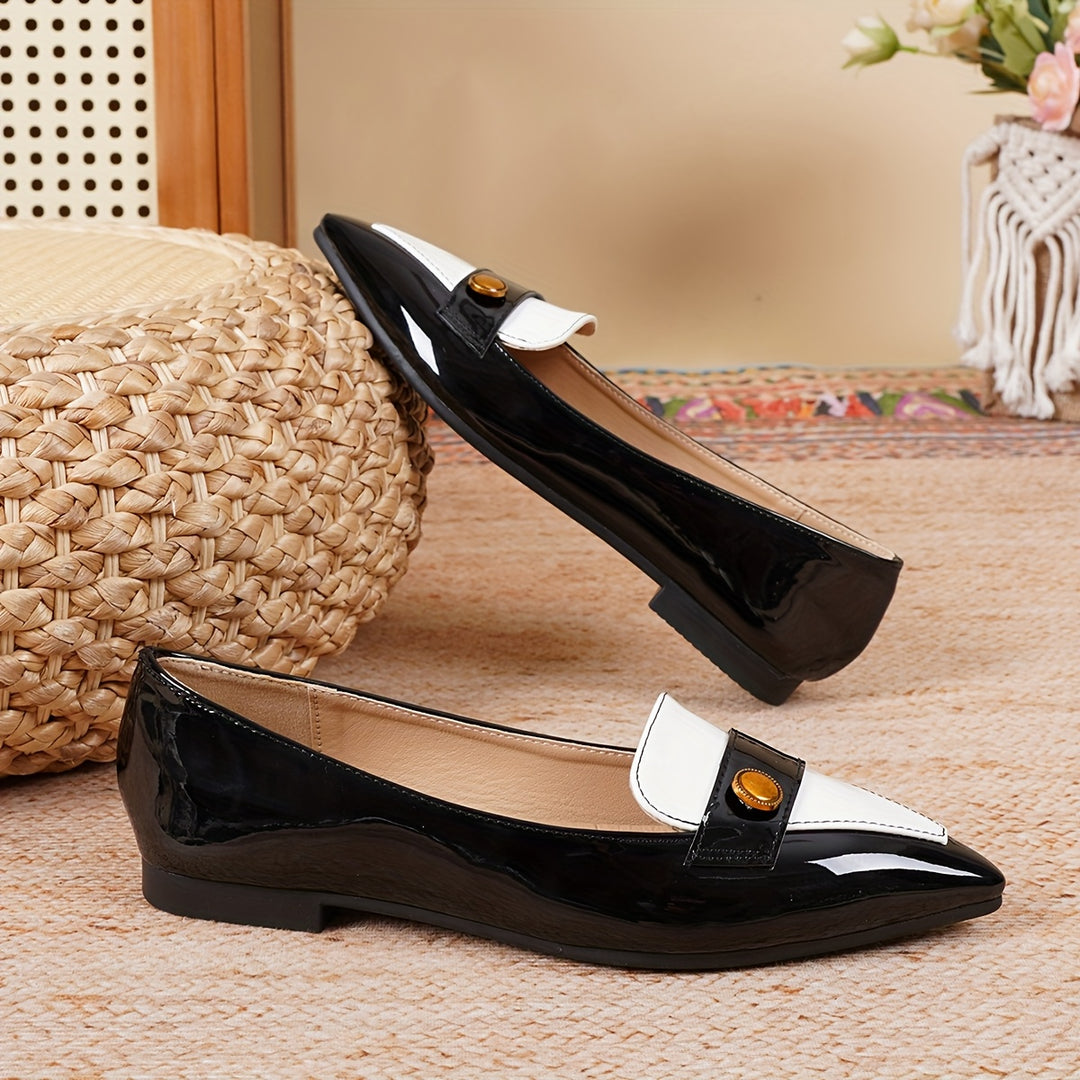 Pointed Toe Buckle Loafers