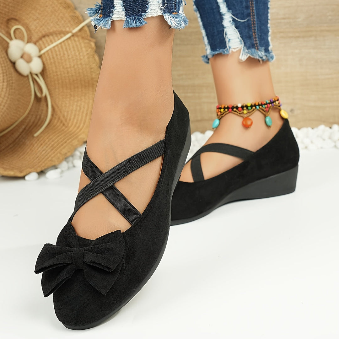 Women's Ballet Flats with Bow Detail