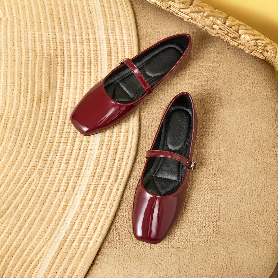 Women'S Burgundy Slip-On Flats