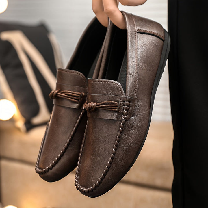 Casual Solid Color Low Top Slip On Business Shoes