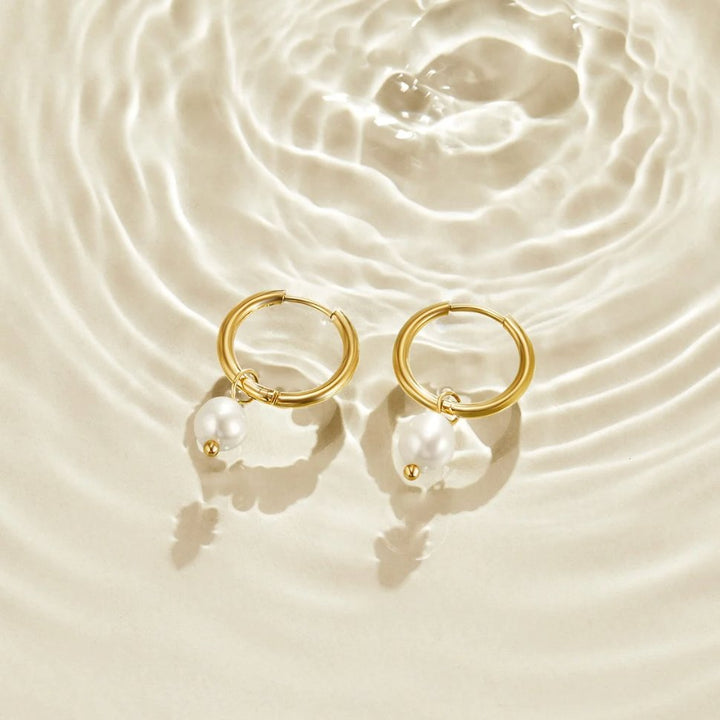 Minimal Pearl Earrings